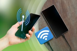 Is a Mobile Hotspot Really Better Than Phone Tethering?