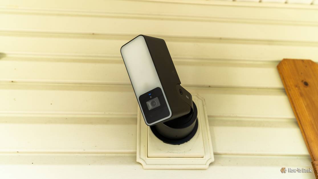 ซื้อกล้อง HomeKit Secure Video