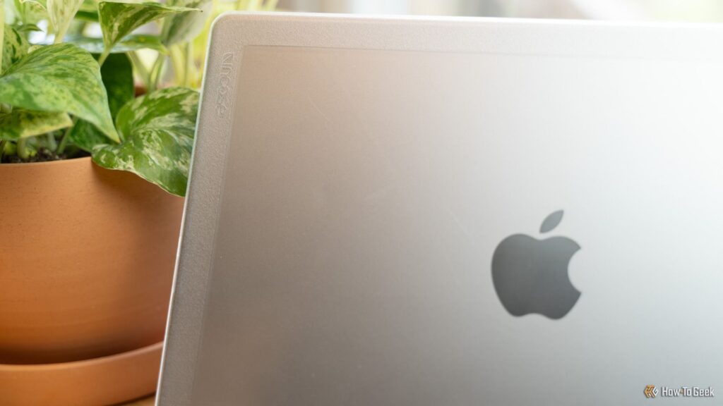 MacBook Pro เคส ไม่ทำลายการออกแบบ Apple