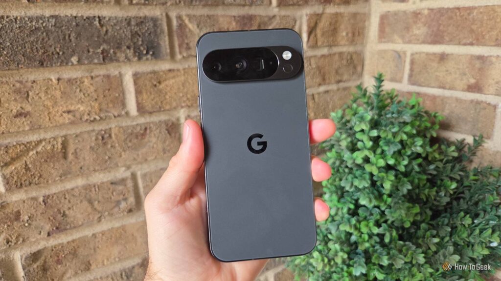 รีวิว Google Pixel 10 Pro, โทรศัพท์ที่สมบูรณ์แบบที่สุด