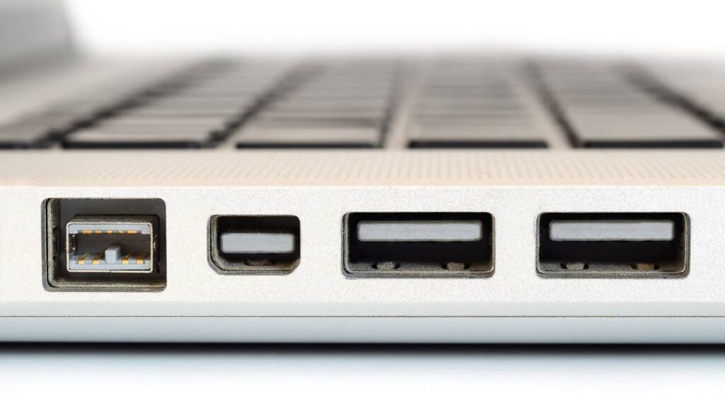 Apple Firewire, มาตรฐาน, USB