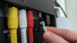 ทีวีดาวเทียม DRM กฎหมายใหม่ FCC